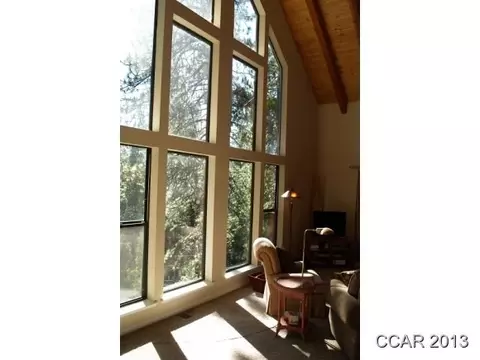 971 Del Rio Dr, Arnold, CA 95223 photo 5