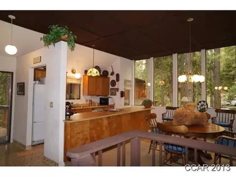 1655 Jerrilyn Dr, Arnold, CA 95223 photo 4