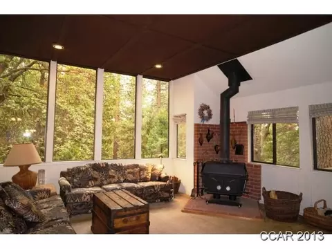 1655 Jerrilyn Dr, Arnold, CA 95223 photo 2