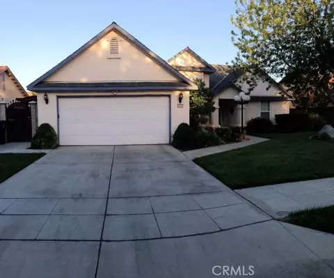 1019 Mainberry Dr, Madera, CA 93637 photo 3