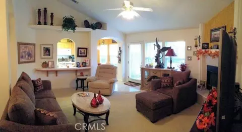 1019 Mainberry Dr, Madera, CA 93637 photo 6