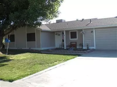 451 Vine St, Lemoore, CA 93245 photo 1