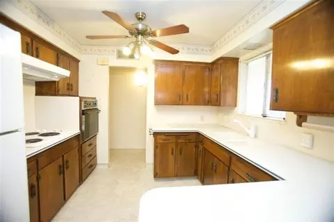 754 W Santa Ana Ave, Clovis, CA 93612 photo 3