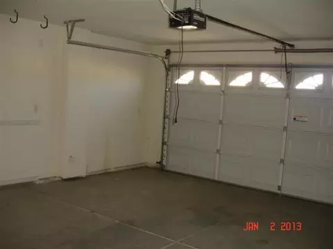 15975 W B St, Kerman, CA 93630 photo 6