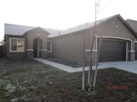 169 Monarch Rd, Madera, CA 93638 photo 1