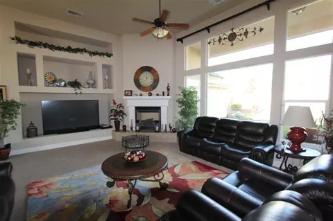 2983 Ashcroft Ave, Clovis, CA 93611 photo 5