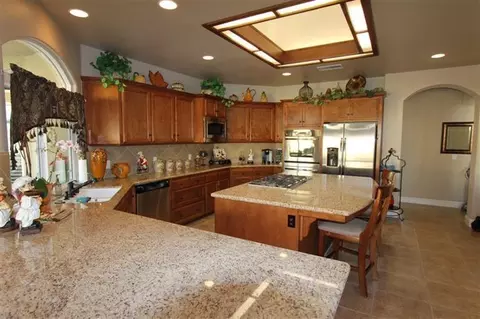 2983 Ashcroft Ave, Clovis, CA 93611 photo 2
