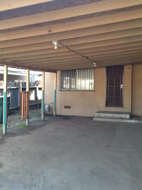 1017 Garfield Ave, Madera, CA 93637 photo 4