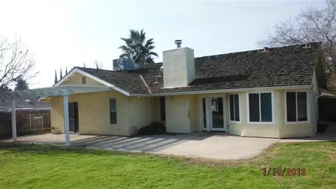 11 N Tammi Ct, Clovis, CA 93611 photo 3