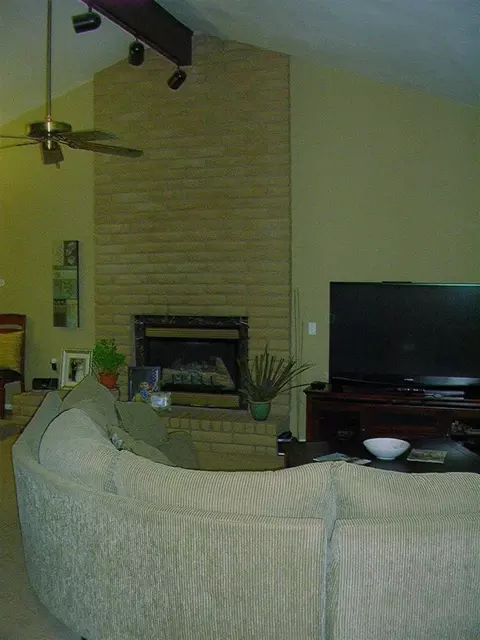 2717 Driftwood Dr, Madera, CA 93637 photo 2