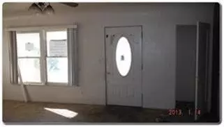 1237 N 11th Ave, Hanford, CA 93230 photo 2