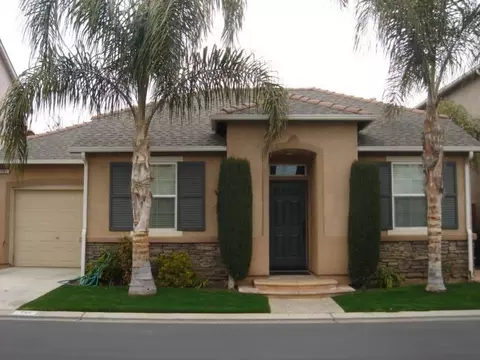 761 W Barcelona Ln, Clovis, CA 93619 photo 1