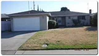 456 W Twain Ave, Clovis, CA 93612 photo 1