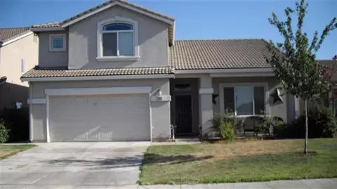 2804 Cherry Tree Ln, Madera, CA 93637 photo 2