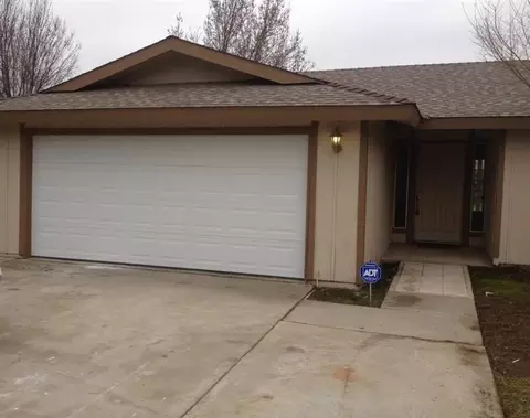 26302 Cullen Way, Madera, CA 93638 photo 2
