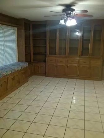 1421 Noreen Way, Madera, CA 93638 photo 3