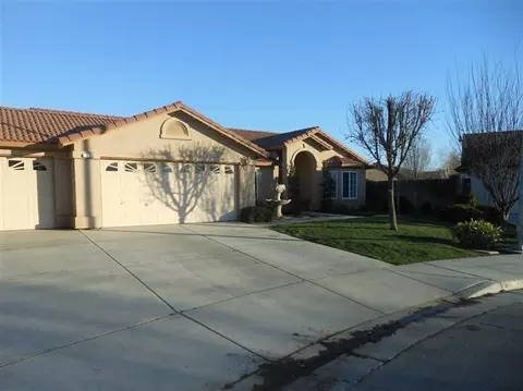 45 St Tropez Dr, Madera, CA 93637 photo 1