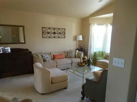 45 St Tropez Dr, Madera, CA 93637 photo 6