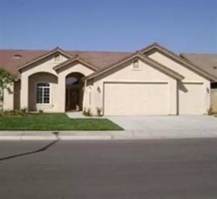 3395 Summer Ln, Madera, CA 93637 photo 1