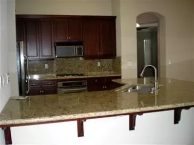 1718 N Osmun Ave, Clovis, CA 93619 photo 3