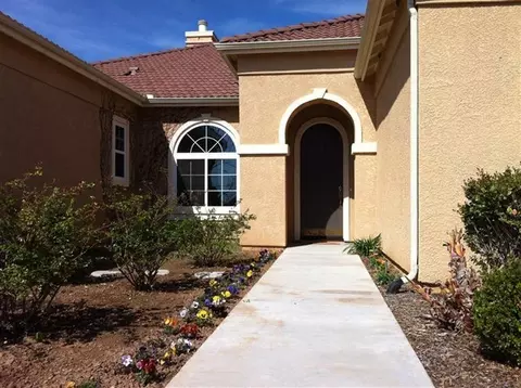 11090 Sawtooth Peak Way, Clovis, CA 93619 photo 2