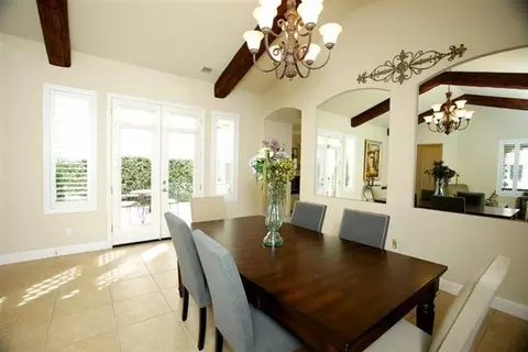 86 W Prescott Ave, Clovis, CA 93619 photo 10