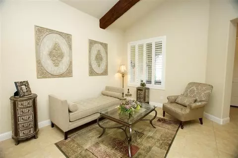 86 W Prescott Ave, Clovis, CA 93619 photo 7