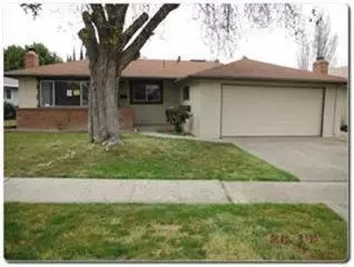 2802 E Griffith Way, Fresno, CA 93726 photo 1