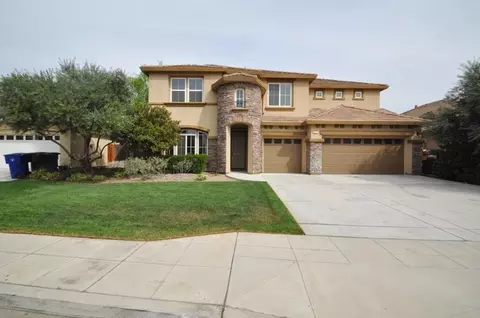 1117 N Perry Ave, Clovis, CA 93611 photo 2