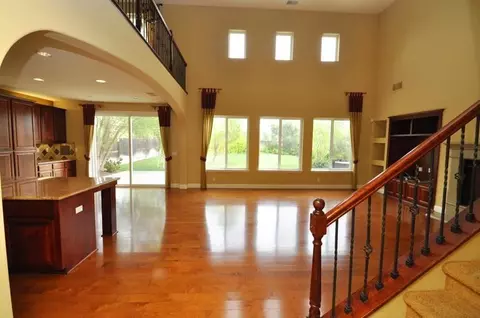 1117 N Perry Ave, Clovis, CA 93611 photo 5
