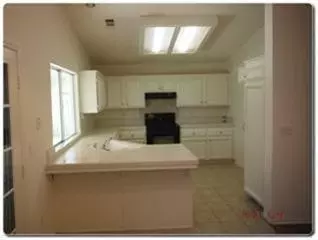 806 Stratford Ct, Lemoore, CA 93245 photo 6