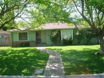430 Willis Ave, Madera, CA 93637 photo 1