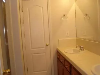 2944 E Christopher Dr, Fresno, CA 93720 photo 9