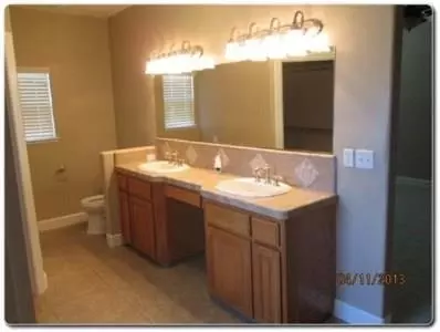 2036 Foxhill Pl, Hanford, CA 93230 photo 6