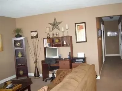 1245 Karen Ave, Clovis, CA 93612 photo 8