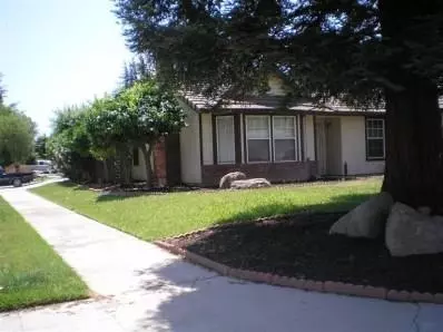 1604 University Ave, Madera, CA 93637 photo 2