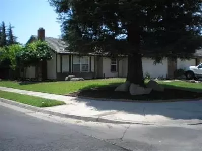 1604 University Ave, Madera, CA 93637 photo 1
