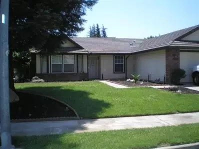 1604 University Ave, Madera, CA 93637 photo 3