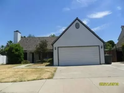 1241 Ash Ave, Clovis, CA 93611 photo 1