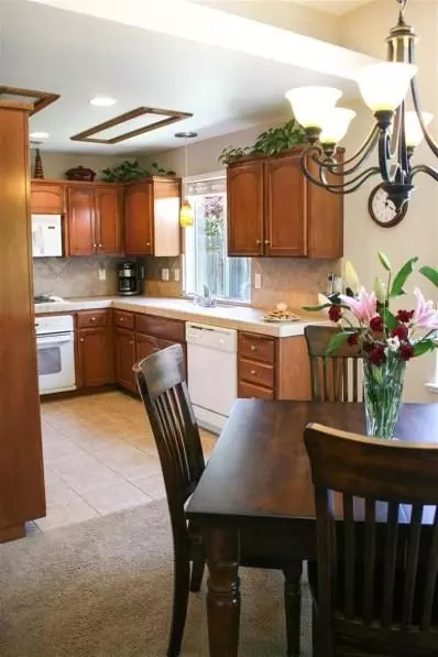 2858 Anton Ave, Clovis, CA 93611 photo 5