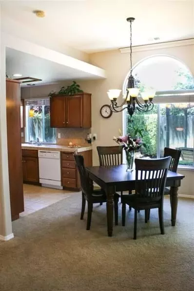 2858 Anton Ave, Clovis, CA 93611 photo 6