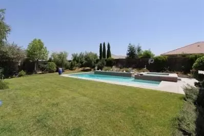 1965 N Greenfield Ave, Clovis, CA 93619 photo 3