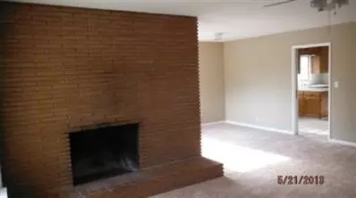 3354 E Swift Ave, Fresno, CA 93726 photo 5