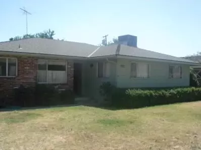 4594 E Weldon Ave, Fresno, CA 93703 photo 1