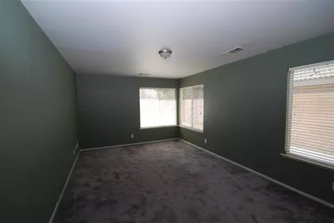 948 N Ash Ave, Clovis, CA 93611 photo 8