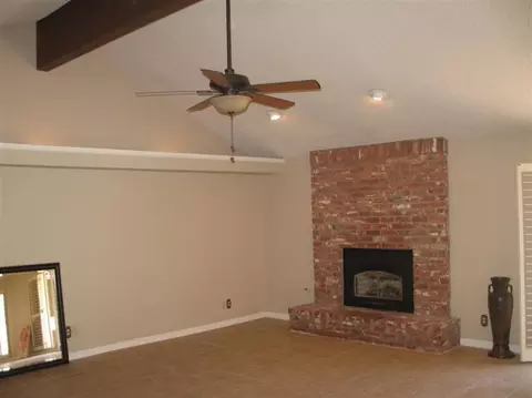 25 Seasons Ct, Madera, CA 93637 photo 9