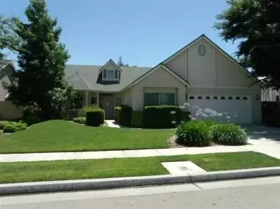 162 Athens Ave, Clovis, CA 93611 photo 1