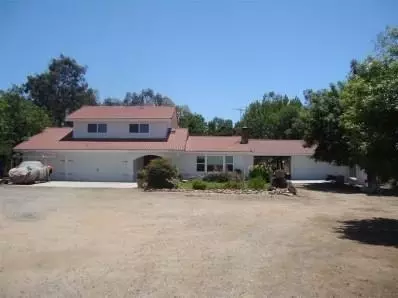 4915 Stetson Rd, Clovis, CA 93619 photo 2