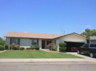 129 W Norwich Ave, Clovis, CA 93612 photo 2