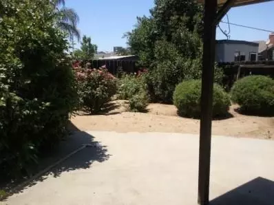 129 W Norwich Ave, Clovis, CA 93612 photo 6